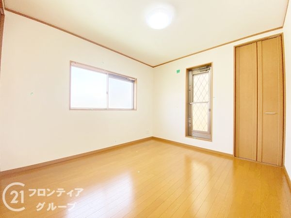 寝屋川市田井町の中古一戸建て