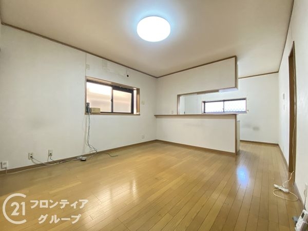 寝屋川市萱島南町の中古一戸建て