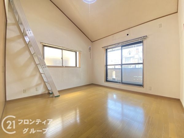 寝屋川市萱島南町の中古一戸建て