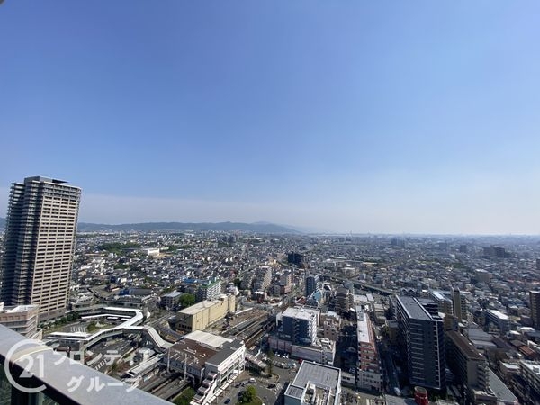 ロイヤルメドゥ香里園タワー　中古マンション