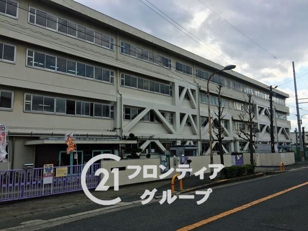 寝屋川市萱島桜園町の中古一戸建て(寝屋川市立木田小学校)