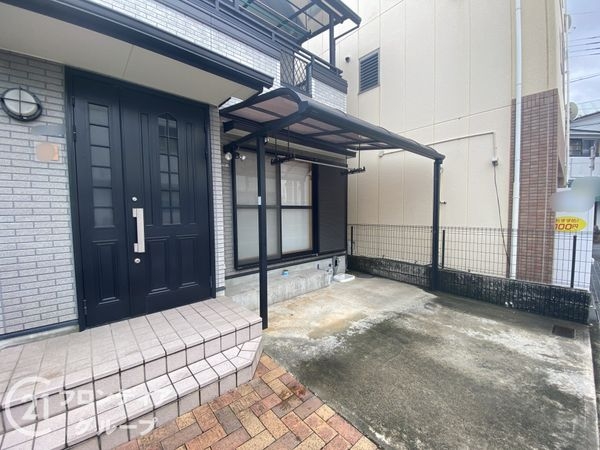 寝屋川市萱島桜園町の中古一戸建て