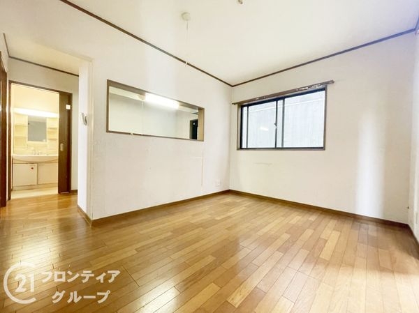 枚方市長尾東町３丁目の中古一戸建て