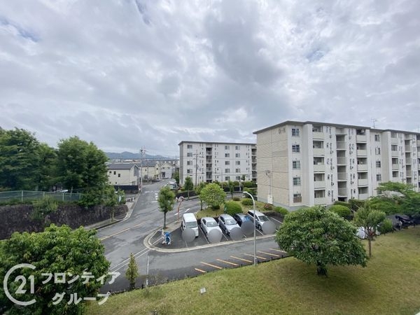 藤阪ハイツＤ六棟　中古マンション
