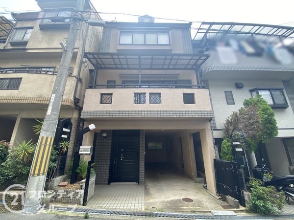 枚方市高野道１丁目の中古一戸建て