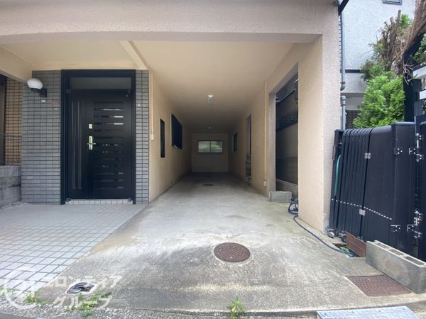 枚方市高野道１丁目　中古一戸建て