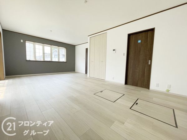 寝屋川市末広町の中古一戸建て