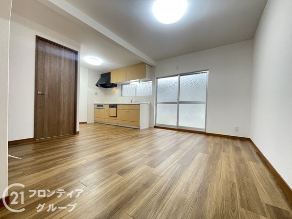 枚方市須山町　中古一戸建て