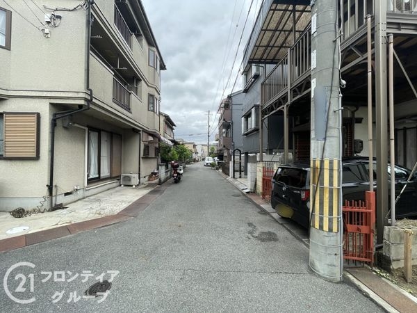 寝屋川市点野３丁目　新築一戸建て