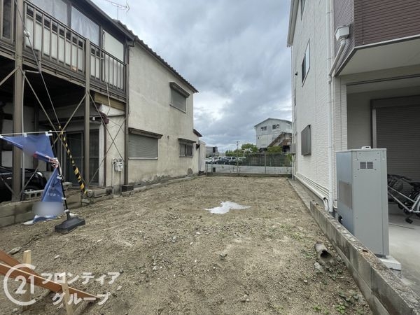 寝屋川市点野３丁目　新築一戸建て