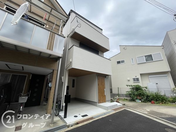 交野市倉治３丁目　新築一戸建て