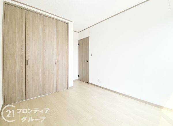 寝屋川市川勝町　新築一戸建て