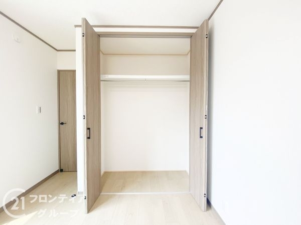 寝屋川市川勝町　新築一戸建て