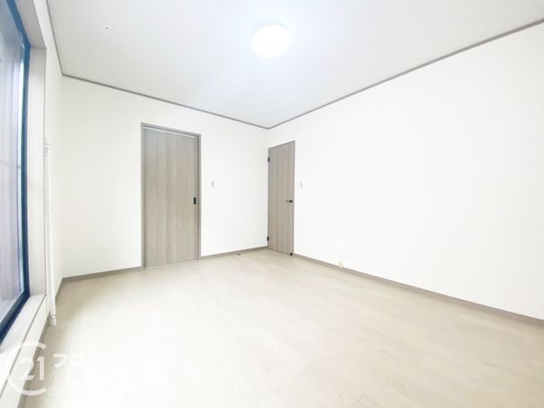 寝屋川市川勝町　新築一戸建て