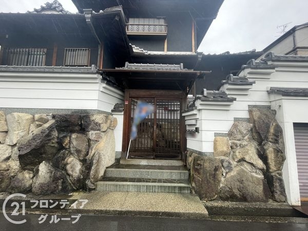 寝屋川市高宮あさひ丘の中古一戸建て
