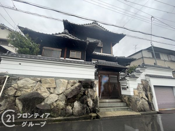 寝屋川市高宮あさひ丘の中古一戸建て