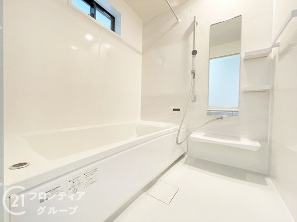 寝屋川市高柳栄町　新築一戸建て