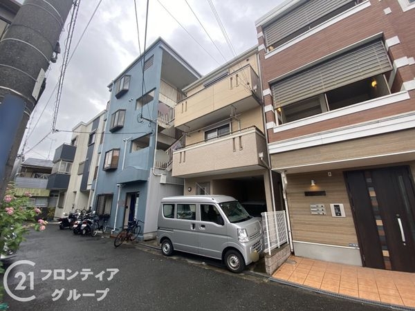 寝屋川市北大利町の中古一戸建て