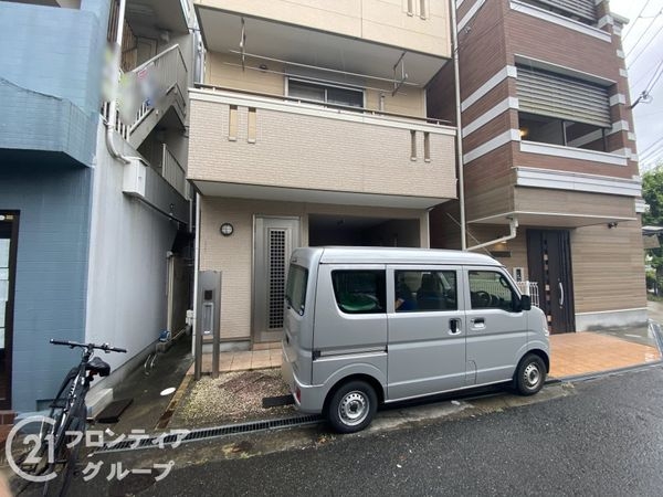 寝屋川市北大利町の中古一戸建て