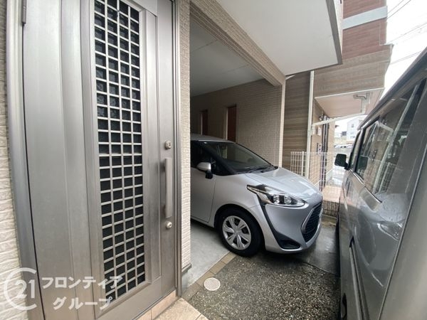 寝屋川市北大利町の中古一戸建て