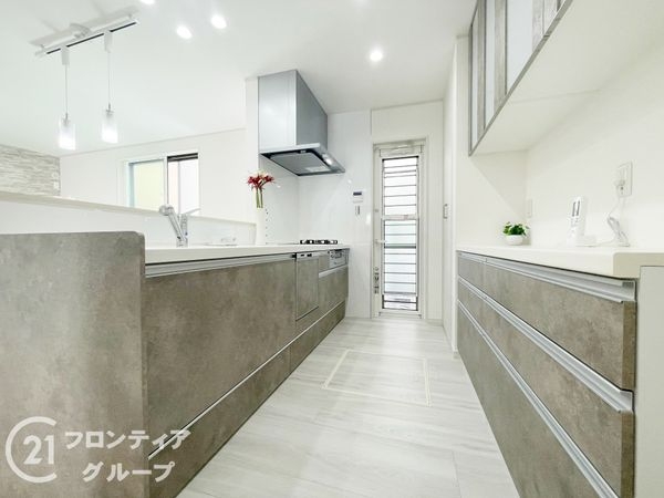 枚方市東香里元町　新築一戸建て