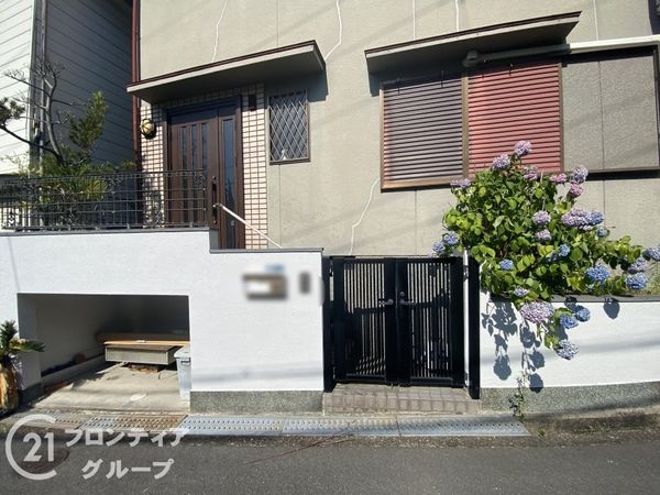 寝屋川市太秦桜が丘の中古一戸建て