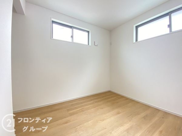 枚方市牧野本町２丁目　新築一戸建て　1期　３号棟