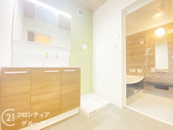 枚方市茄子作北町　新築一戸建て