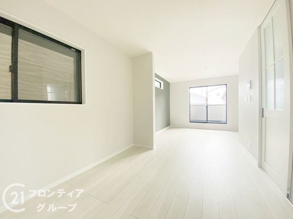 枚方市茄子作北町　新築一戸建て