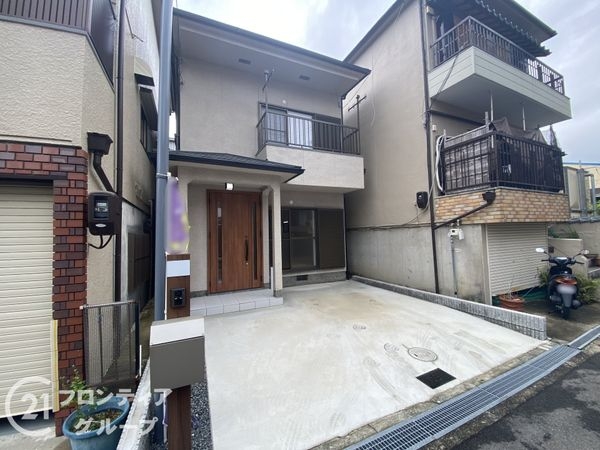 枚方市長尾家具町３丁目　中古一戸建て