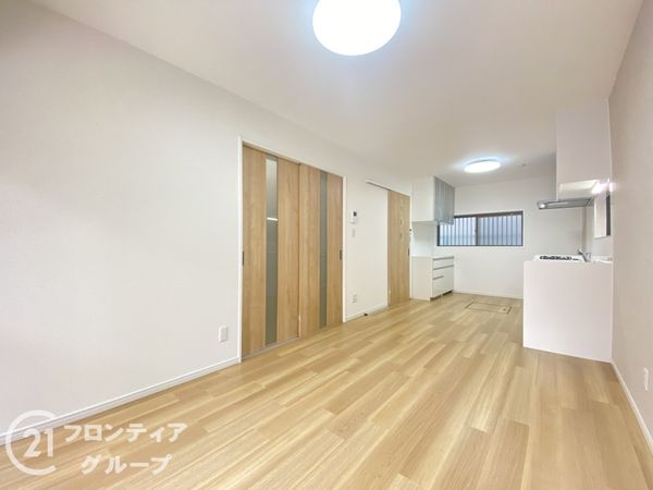 枚方市長尾家具町３丁目の中古一戸建て