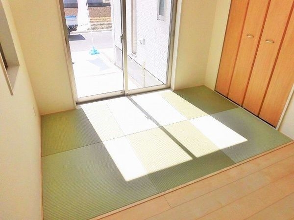 寝屋川市太秦元町　新築一戸建て　第２　４号棟