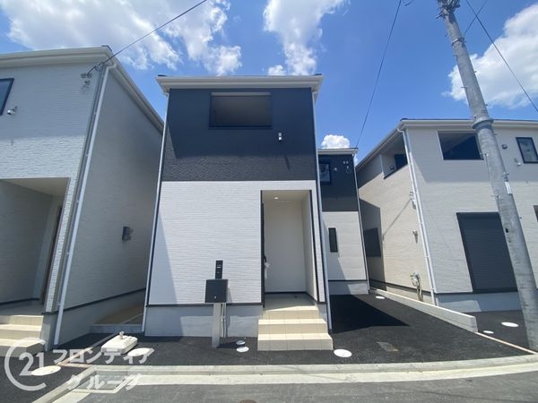 寝屋川市太秦元町　新築一戸建て　第２　４号棟