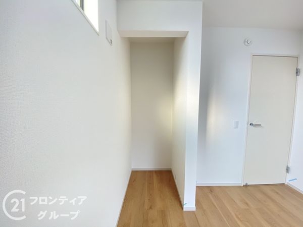 寝屋川市成美町　新築一戸建て　１期　全１区画
