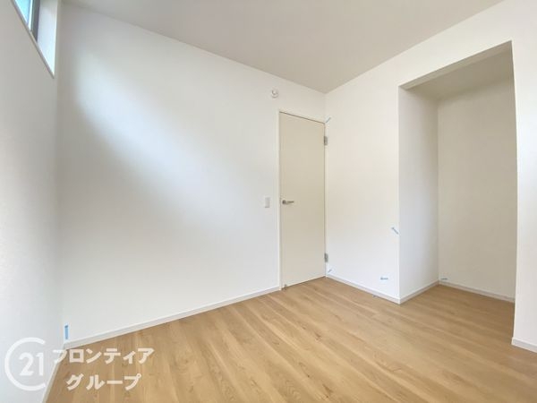 寝屋川市成美町　新築一戸建て　１期　全１区画