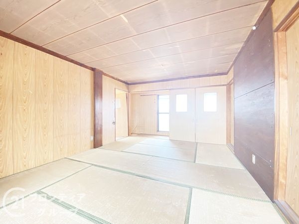 枚方市養父丘２丁目の中古一戸建て
