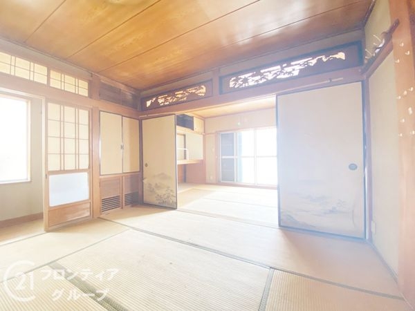 枚方市養父丘２丁目の中古一戸建て