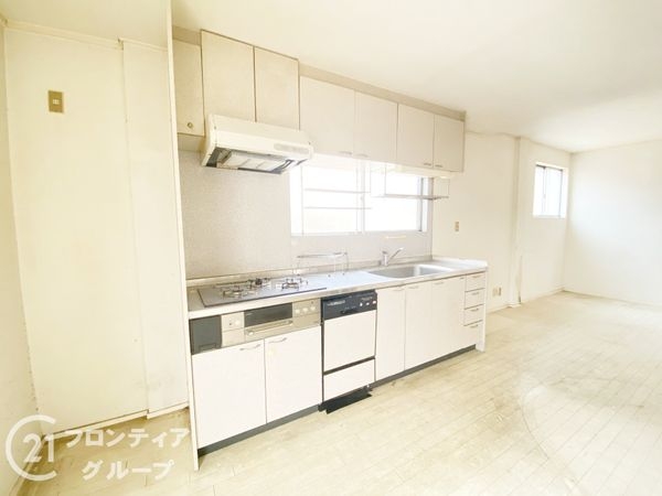 枚方市養父丘２丁目の中古一戸建て