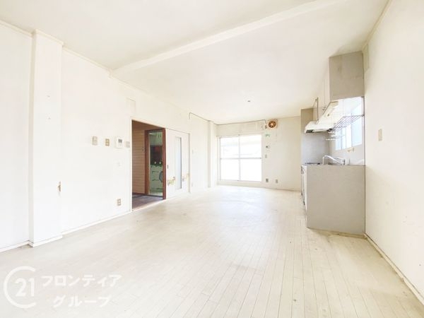枚方市養父丘２丁目の中古一戸建て