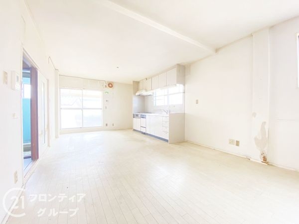 枚方市養父丘２丁目　中古一戸建て