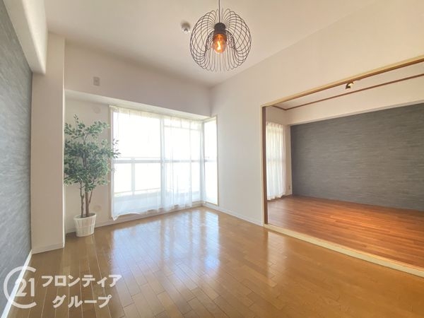 日光ハイツ香里第五　中古マンション