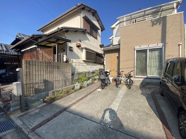 枚方市東香里南町の中古一戸建て