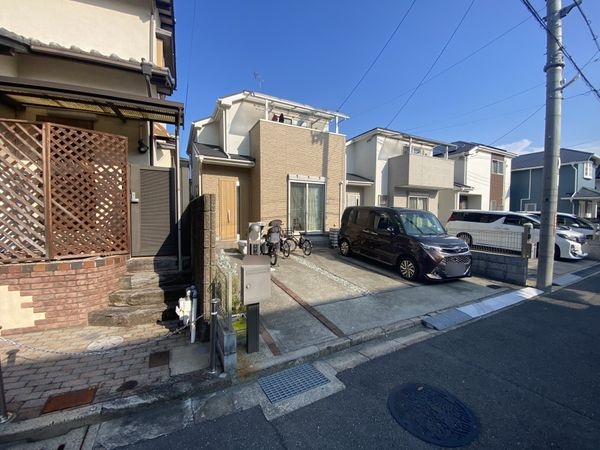 枚方市東香里南町の中古一戸建て