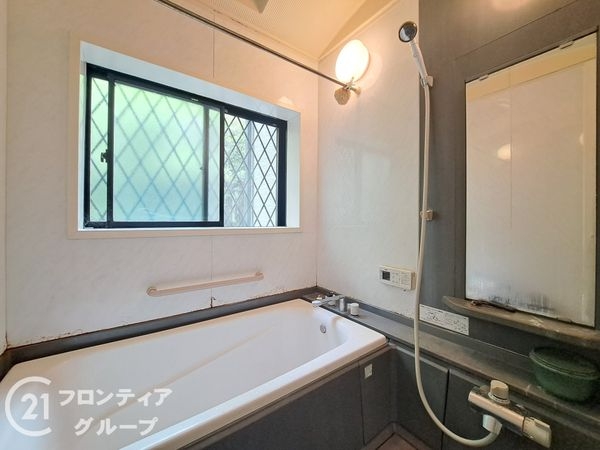 枚方市東香里新町　中古一戸建て