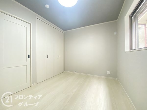 寝屋川市昭栄町　新築一戸建て