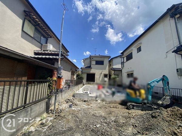 枚方市茄子作４丁目　新築一戸建て