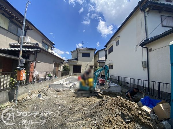 枚方市茄子作４丁目　新築一戸建て