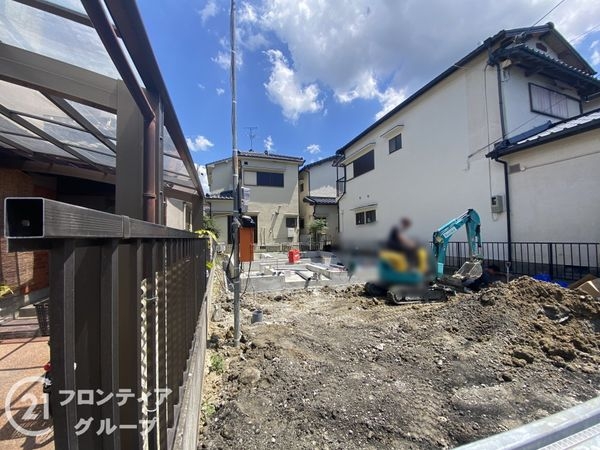 枚方市茄子作４丁目　新築一戸建て
