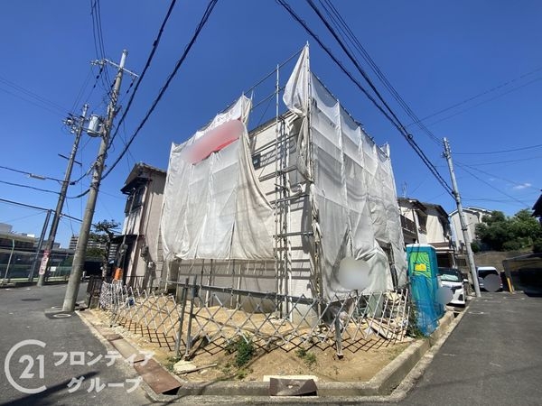 寝屋川市国松町　新築一戸建て