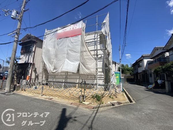 寝屋川市国松町　新築一戸建て